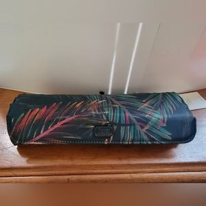 Lug Choo Choo Pill Organizer